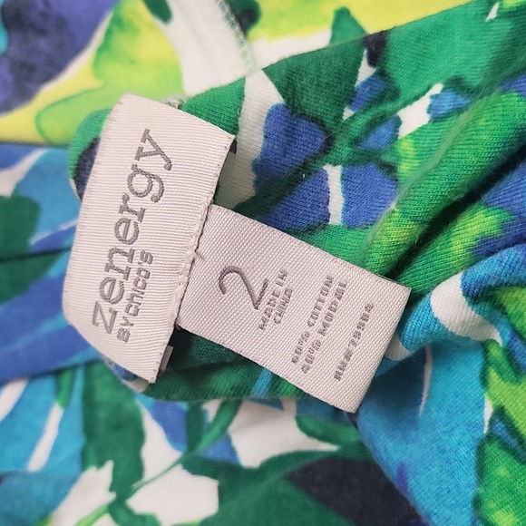 Chico’s  Leopard & Blue Green Tropical Floral Print Short Sleeve Tee - Picture 4 of 4